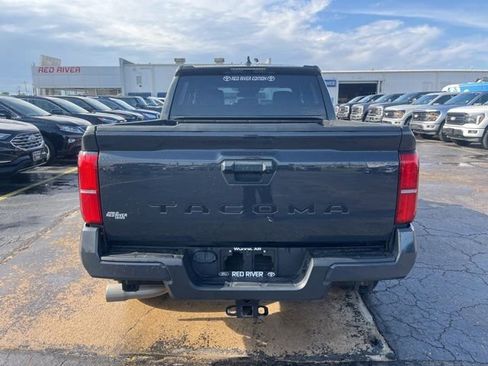 Used 2024 Toyota Tacoma TRD Sport RWD image 5