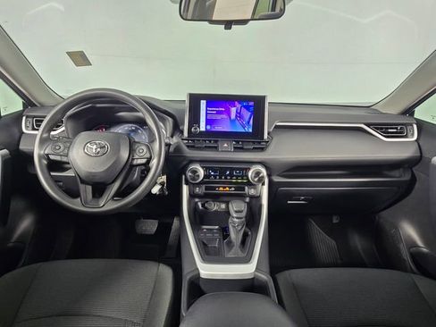 Used 2025 Toyota RAV4 LE image 26