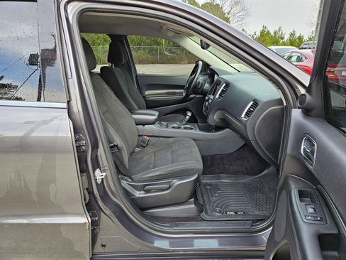 Used 2018 Dodge Durango SXT w/ 3rd Row Seating Group image 9