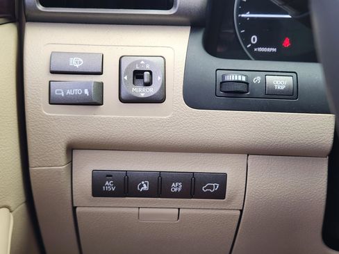Used 2009 Lexus LX 570 4WD image 28