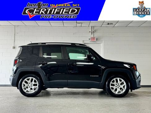 Used 2016 Jeep Renegade Latitude image 1