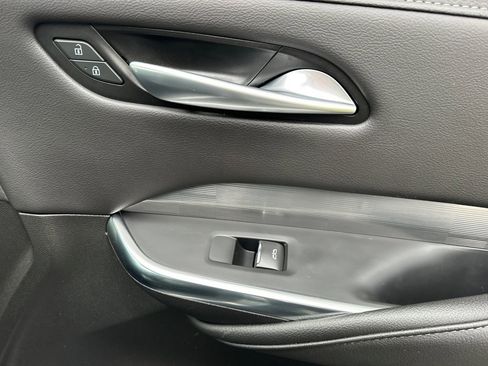 Used 2024 Cadillac XT4 Premium Luxury image 22