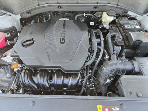 Certified 2025 Kia Sorento S FWD image 30