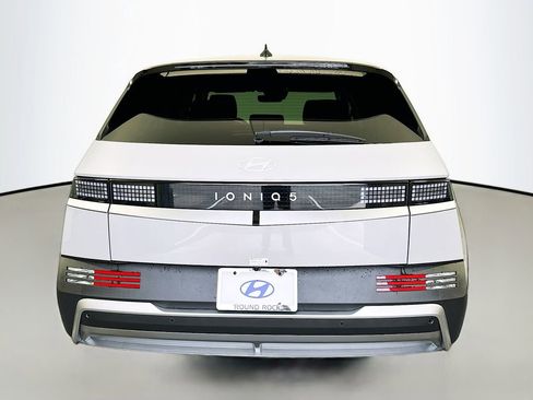 New 2026 Hyundai Ioniq 5 SEL image 6