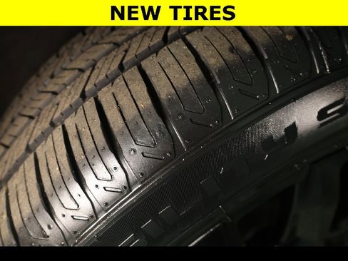 Used 2024 Chevrolet Blazer LT w/ LPO, Floor Liner Package image 7