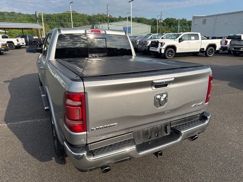 Used 2022 RAM 1500 Laramie AWD/4WD image 19