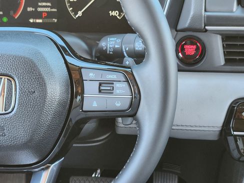 New 2025 Honda Pilot Touring image 26