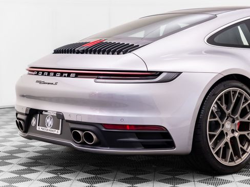 Used 2020 Porsche 911 Carrera S w/ Premium Package RWD image 33