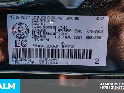 Used 2025 Toyota Sequoia Platinum AWD/4WD image 65