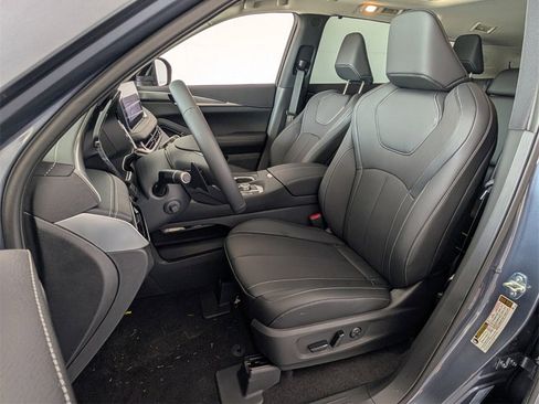 New 2026 INFINITI QX60 Luxe w/ Cargo Package image 5