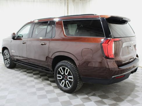 Used 2023 GMC Yukon XL AT4 w/ AT4 Premium Package image 40