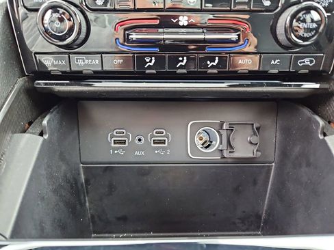 Used 2024 Jeep Grand Cherokee Limited 4xe image 21