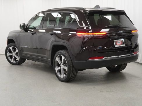 Certified 2022 Jeep Grand Cherokee Limited 4xe image 17