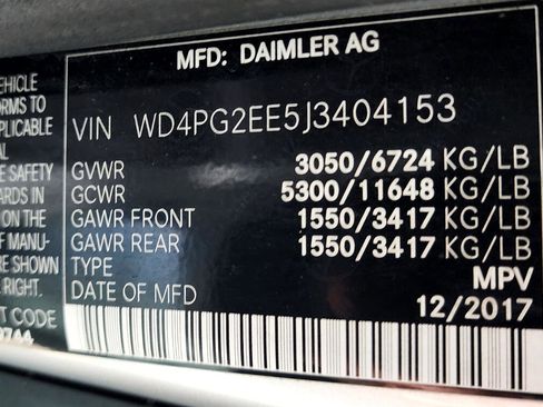 Used 2018 Mercedes-Benz Metris Passenger image 41