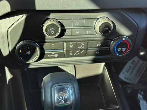 New 2025 Ford Bronco 2-Door image 14