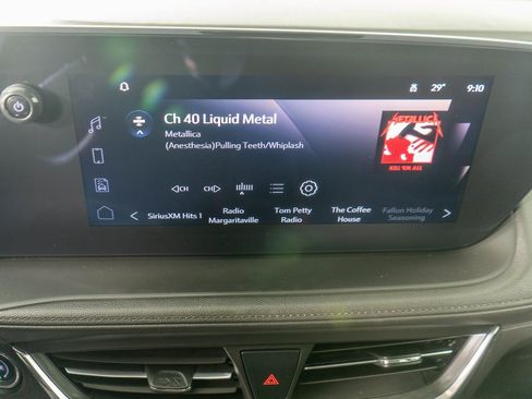 Used 2024 Buick Encore GX Sport Touring image 18