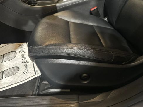 Used 2015 Mercedes-Benz CLA 250 image 14