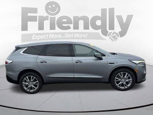Used 2023 Buick Enclave Essence w/ Experience Buick Package image 4