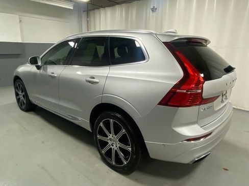 Used 2019 Volvo XC60 T5 Inscription w/ Protection Package AWD/4WD image 2