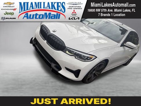 Used 2020 BMW 330i Sedan w/ Convenience Package RWD image 1