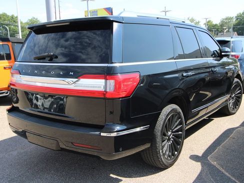 Used 2018 Lincoln Navigator Reserve w/ Technology Package AWD/4WD image 7