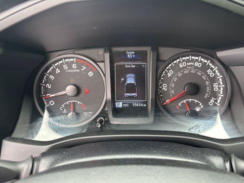 Used 2023 Toyota Tacoma SR AWD/4WD image 10