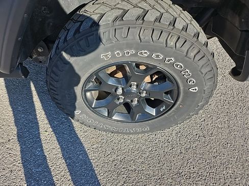 Used 2020 Jeep Wrangler Unlimited Sport image 12