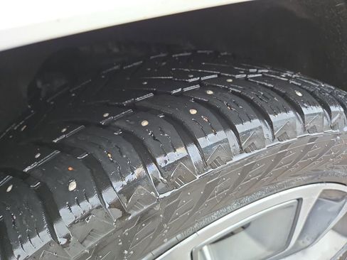 Used 2022 Jeep Grand Wagoneer Series III w/ HD Trailer Tow Package image 11