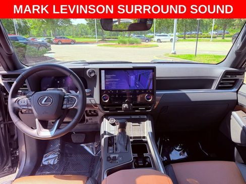 Certified 2024 Lexus GX 550 w/ Accessory Package (31) AWD/4WD image 15