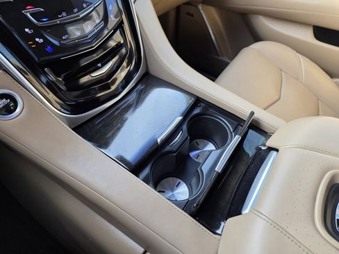 Used 2018 Cadillac Escalade Platinum image 19