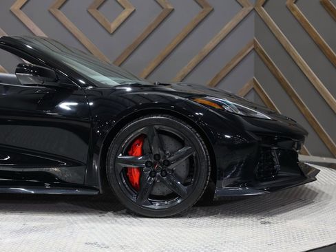 Used 2024 Chevrolet Corvette Z06 w/ Stealth Interior Trim Package image 11