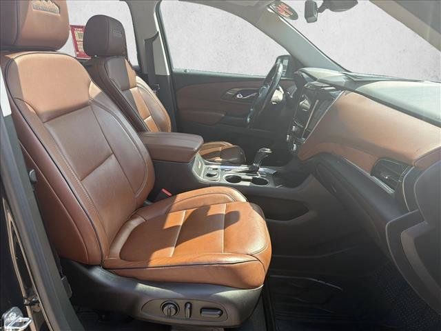 Used 2019 Chevrolet Traverse High Country w/ LPO, Floor Liner Package AWD/4WD image 30