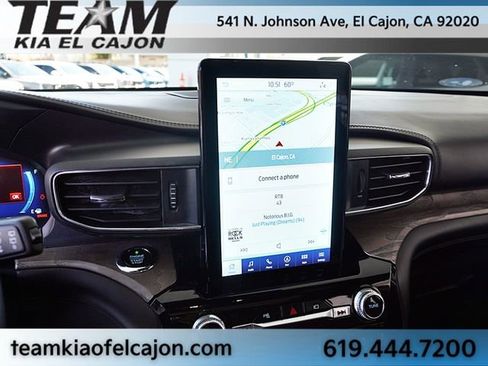 Used 2021 Ford Explorer Platinum w/ Equipment Group 601A AWD/4WD image 28