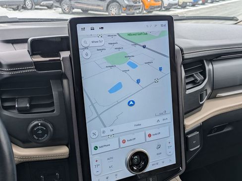 Used 2023 Ford Expedition Platinum image 14