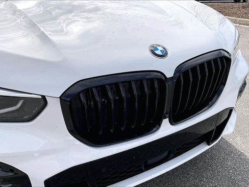 Used 2023 BMW X5 xDrive40i w/ M Sport Package image 33