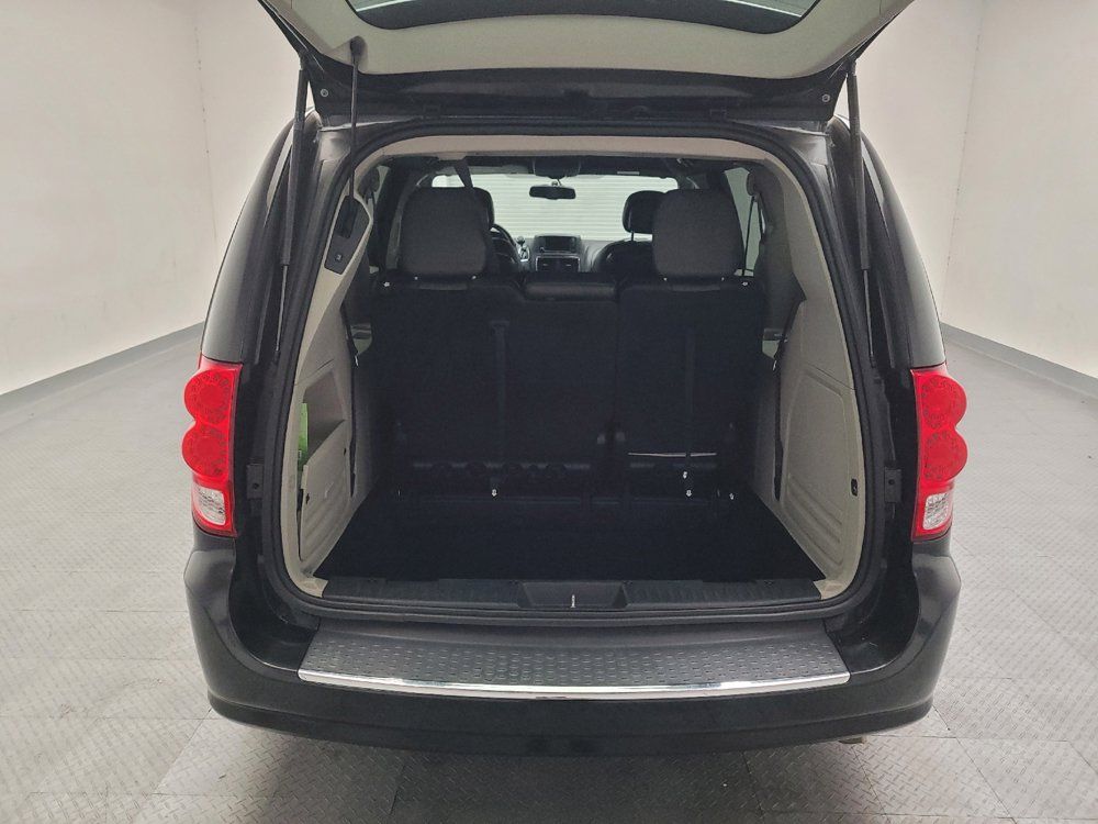 Used 2017 Dodge Grand Caravan SXT FWD image 29