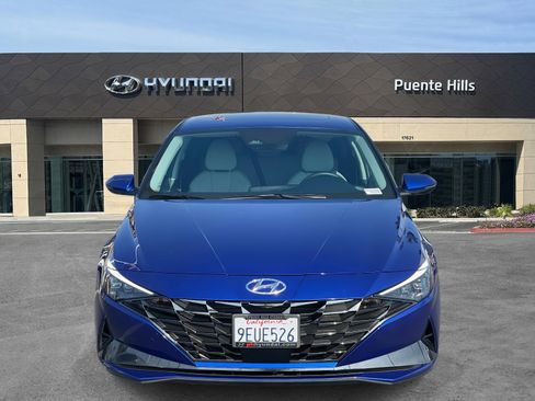 Certified 2023 Hyundai Elantra Limited image 2