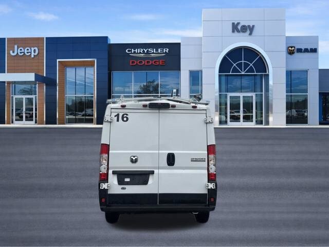 Used 2024 RAM ProMaster 2500 FWD image 4