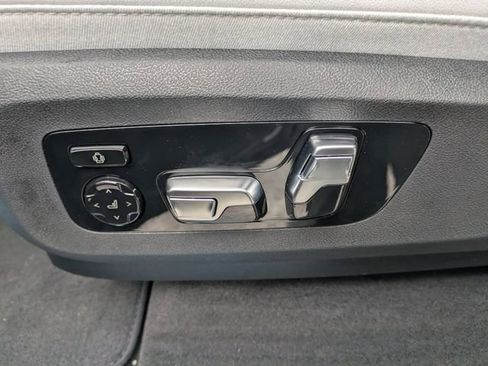 New 2026 BMW X5 M60i image 22