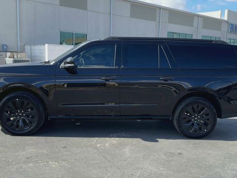 Certified 2025 Ford Expedition Max Platinum w/ Stealth Appearance Package image 5