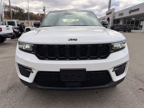 New 2025 Jeep Grand Cherokee Limited image 10