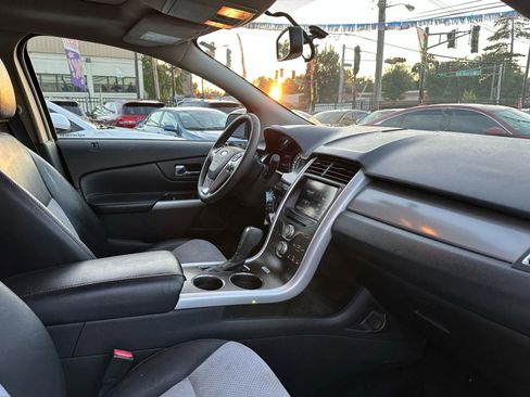 Used 2013 Ford Edge SEL image 19