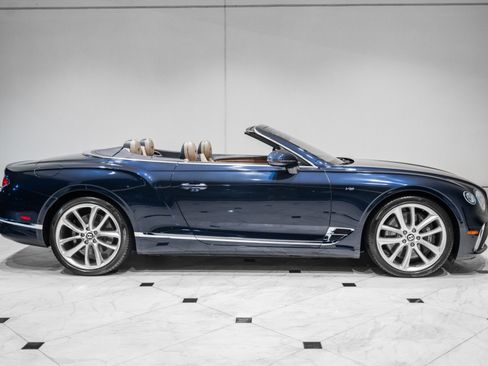 Used 2021 Bentley Continental GT AWD/4WD image 5