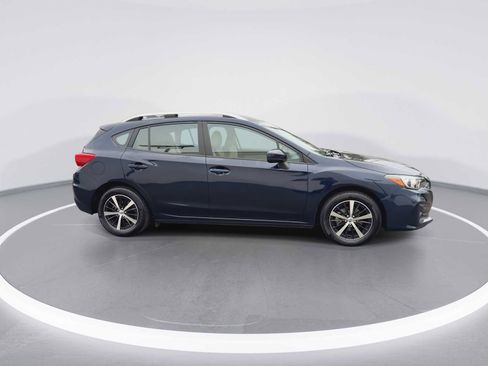 Used 2019 Subaru Impreza 2.0i Premium w/ Eyesight & BSD/Rcta & SRF image 9