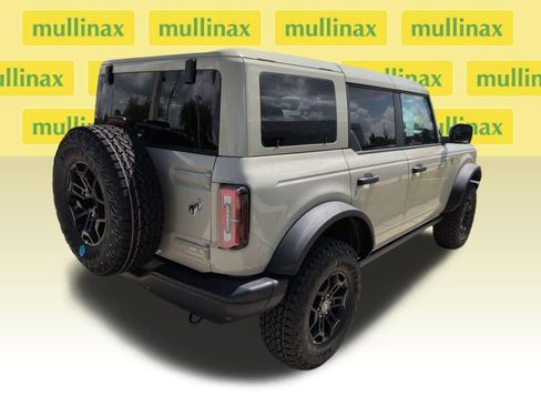 New 2026 Ford Bronco Badlands AWD/4WD image 3