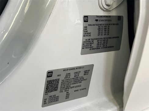 Used 2023 GMC Sierra 2500 AT4 image 31