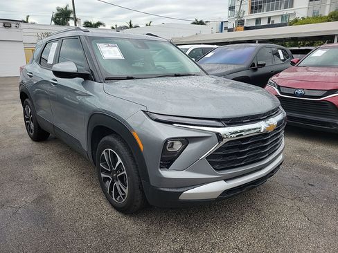 Used 2025 Chevrolet TrailBlazer LT image 5