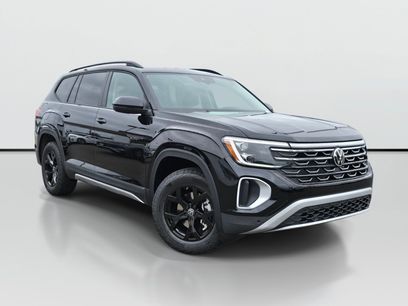 New 2026 Volkswagen Atlas Peak Edition
