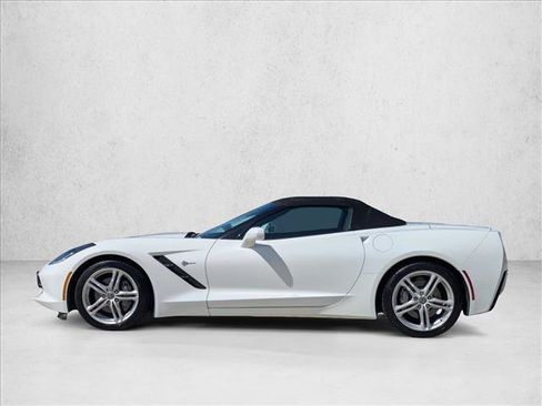 Used 2016 Chevrolet Corvette Stingray Convertible w/ 3LT Preferred Equipment Group RWD image 9