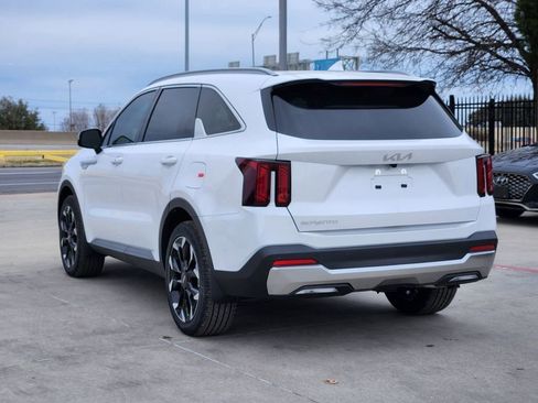 New 2026 Kia Sorento EX w/ EX Premium Package FWD image 3